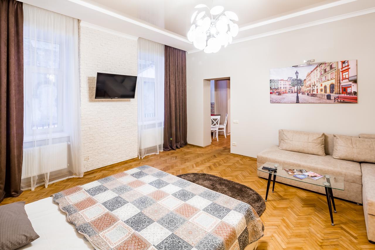 Onlviv Apartments Teatralna 23 Екстер'єр фото