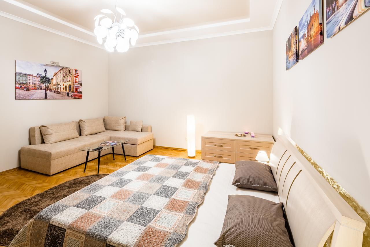 Onlviv Apartments Teatralna 23 Екстер'єр фото